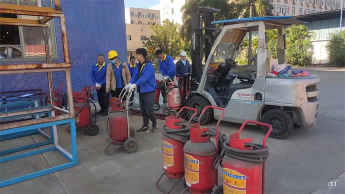 1733293692655322.jpg 廣東中亞鋁業消防訓練-5.jpg